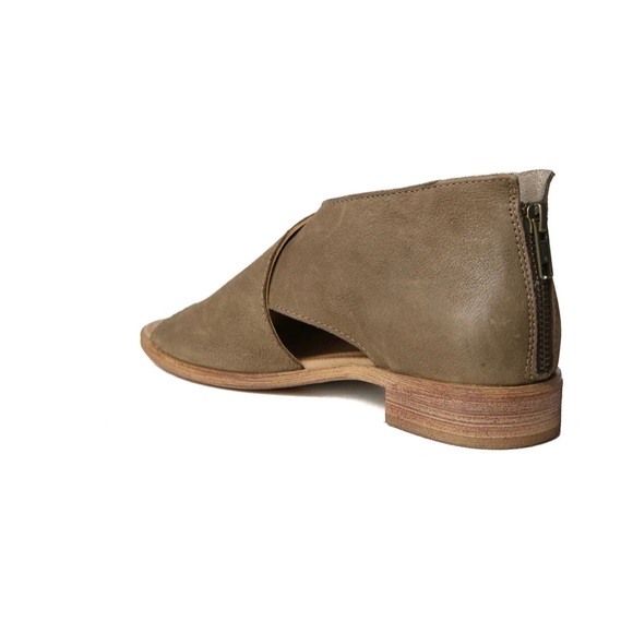 Band of Gypsies BOG Collectives Venice Wrap leather sandals w/ zipper back 👡 - Picture 3 of 7